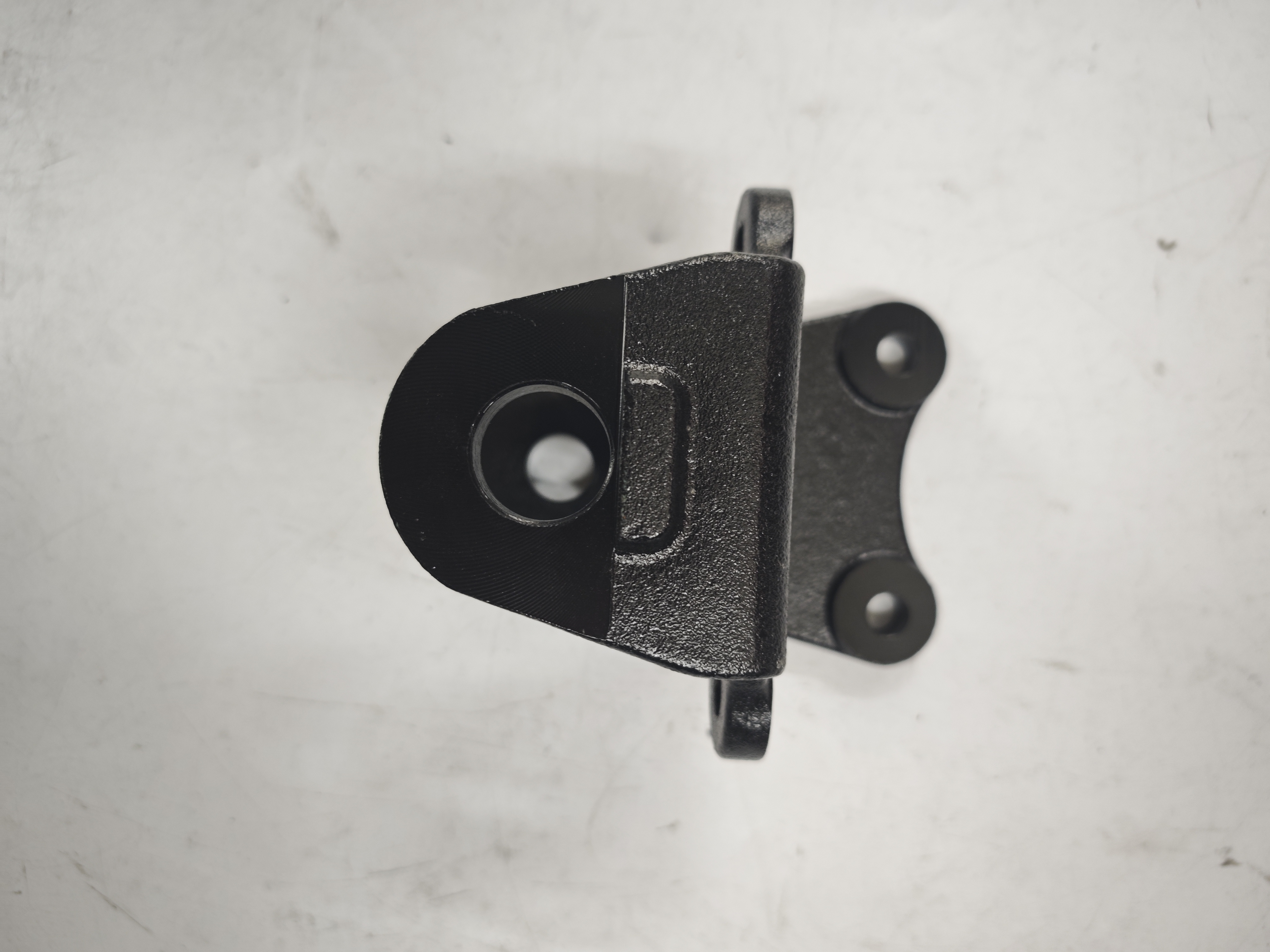 陕汽智云S300钢板弹簧支架BZ93059695101